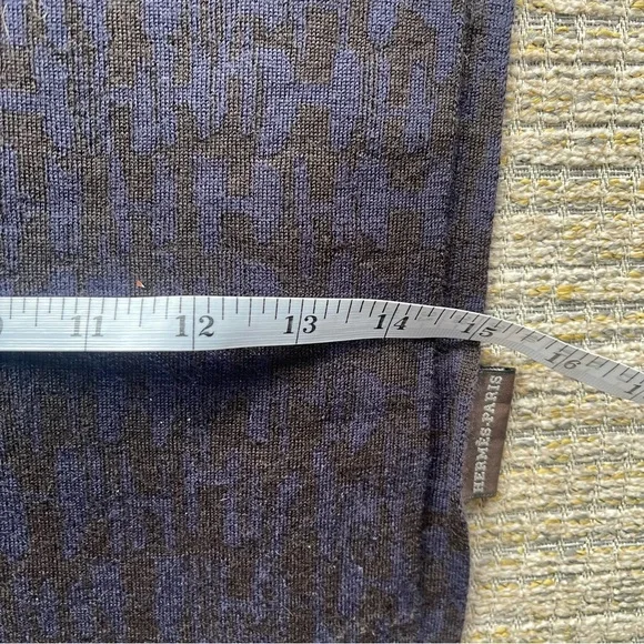 Hermes Cashmere H Pattern Scarf - Picture 8 of 14